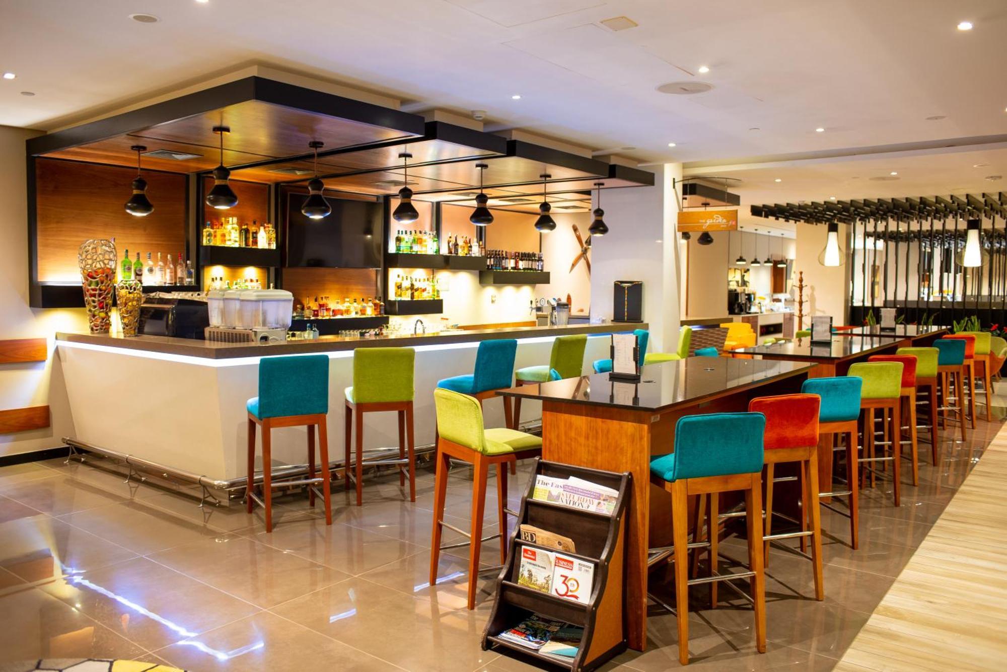 होटल Hilton Garden Airport 4*